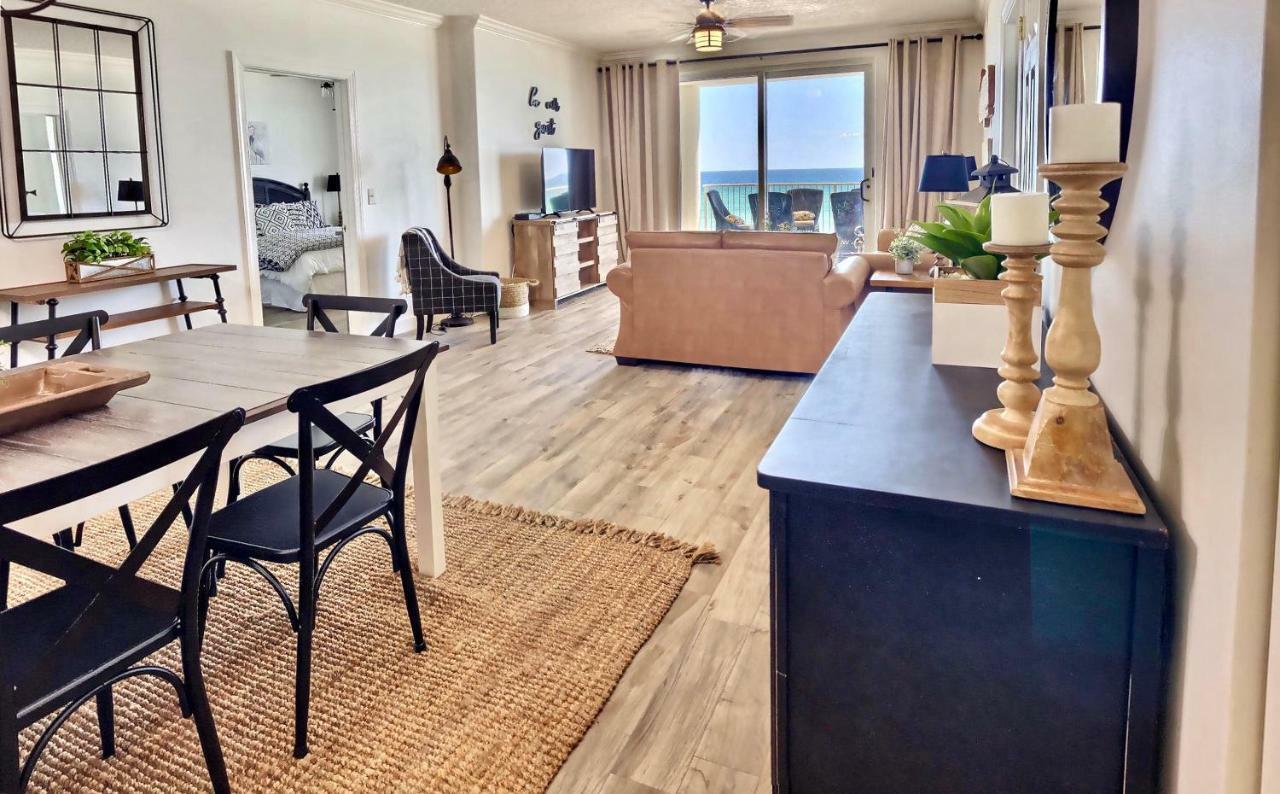 Barefoot Bliss - Beachfront Condo - Sleeps 12 Panama City Beach Exterior photo